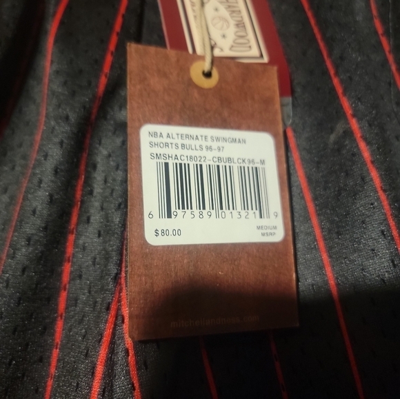 Mens Mitchell & Ness NBA Alternate Swingman Shorts Chicago Bulls 96-97 SIZE Med - Picture 3 of 7